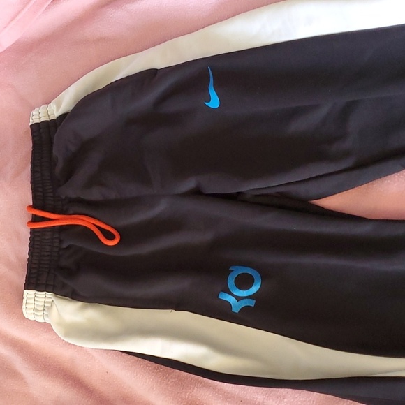 KD Nike sweatpants - Picture 2 of 7